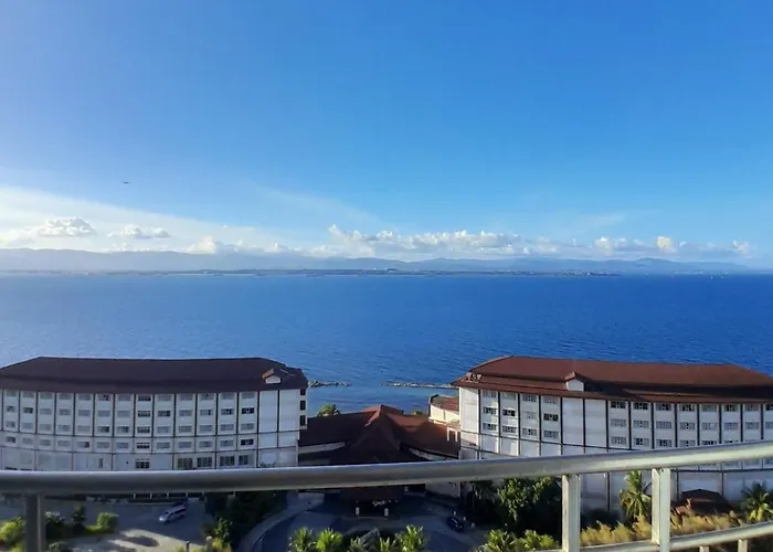 Stunning Ocean View Over Dusit Thani - 18th Floor